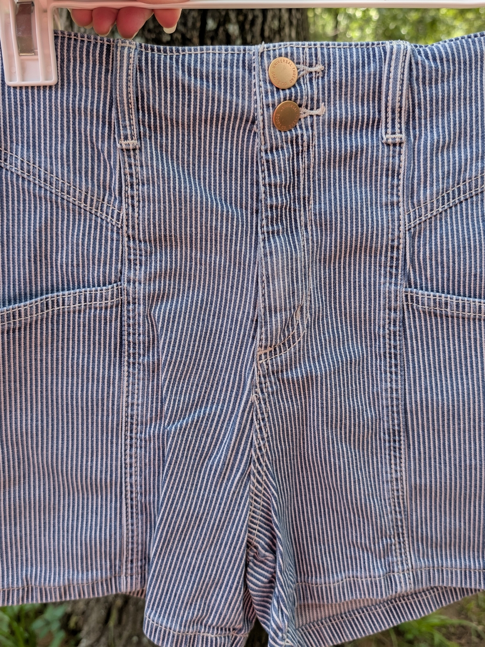 Universal Thread Striped High-Waist Denim Shorts - Blue/White Striped Sz 8/29